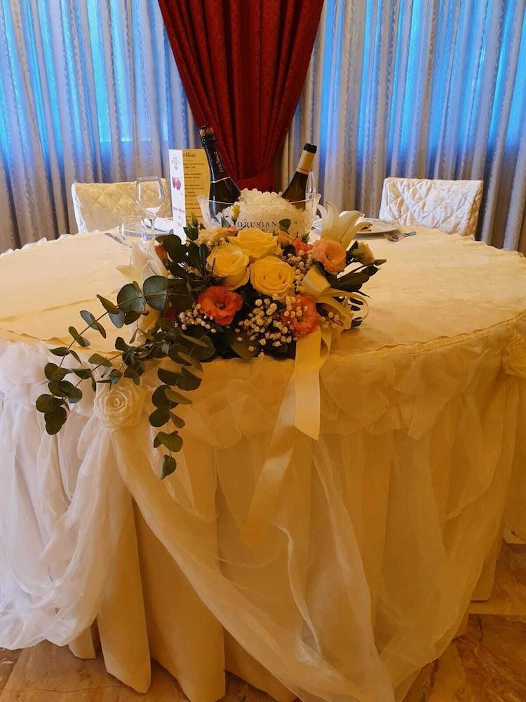 Hotel Poppi Mira Bagian luar foto