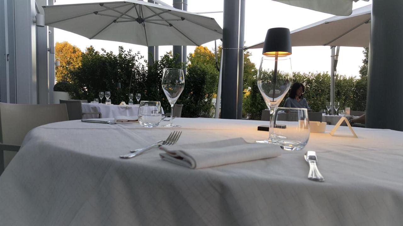 Hotel Poppi Mira Bagian luar foto