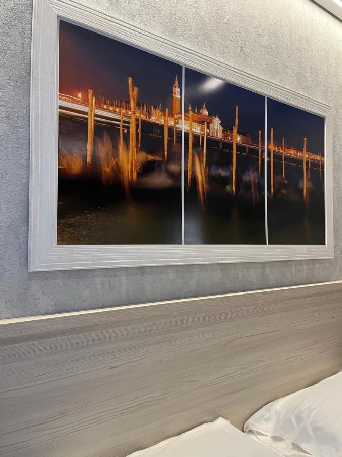 Hotel Poppi Mira Bagian luar foto