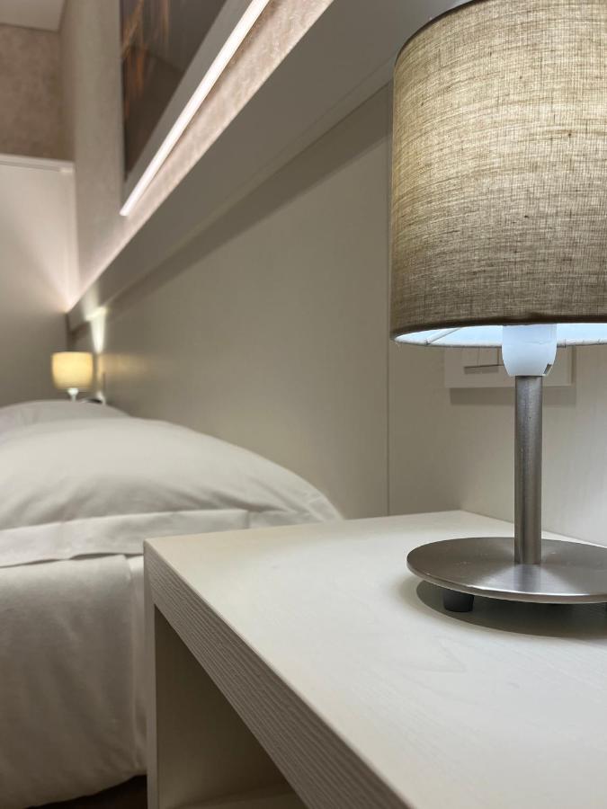 Hotel Poppi Mira Bagian luar foto