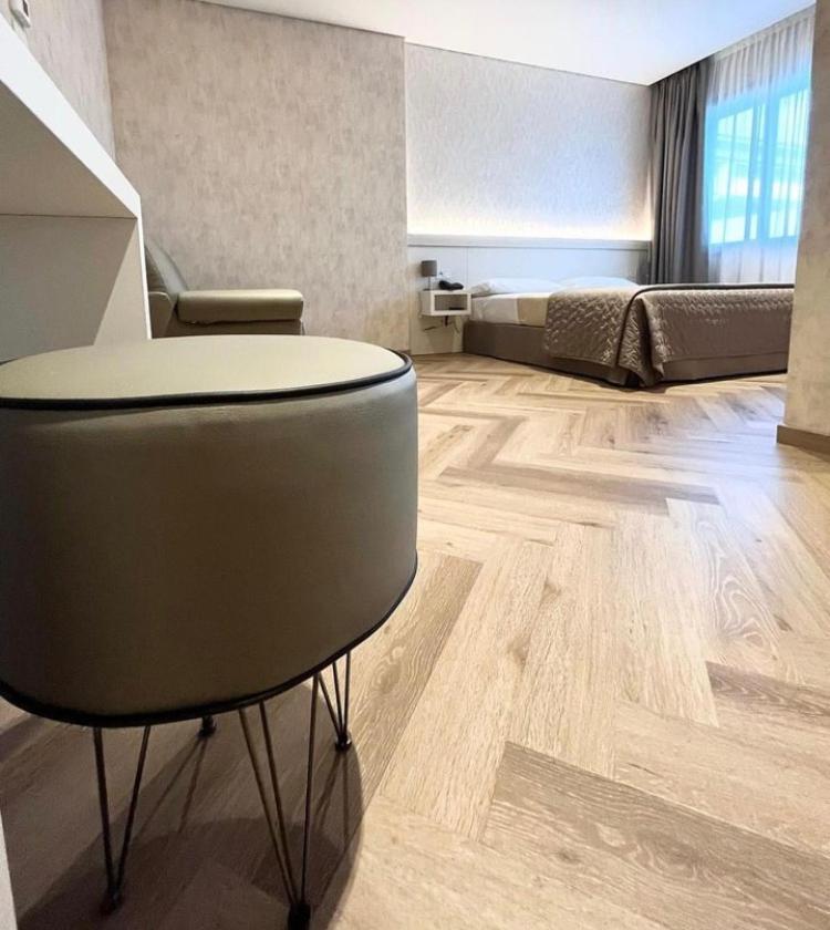Hotel Poppi Mira Bagian luar foto