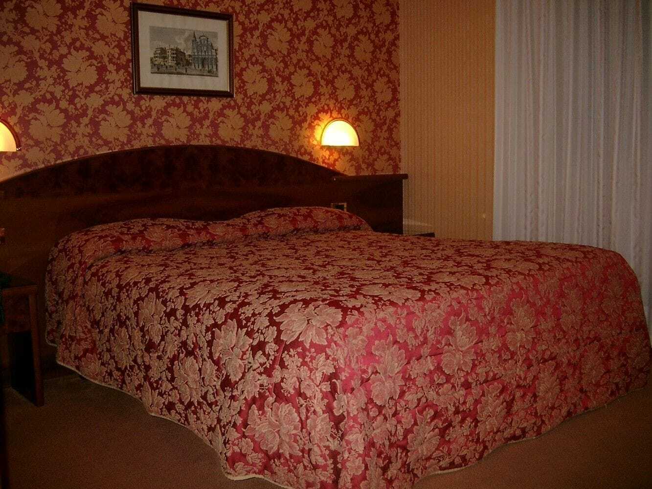 Hotel Poppi Mira Bagian luar foto